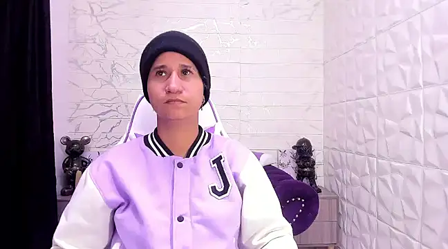 Im Milan Rs online show from 02-10-25, 10:09