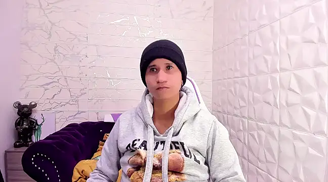 Im Milan Rs online show from 02-12-25, 03:07