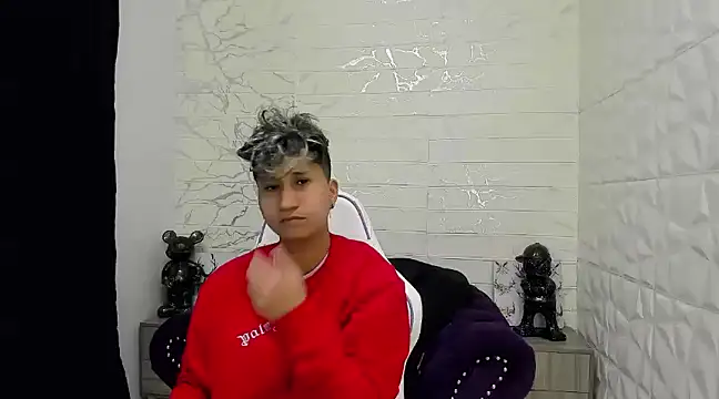 Im Milan Rs online show from 02-13-25, 06:41