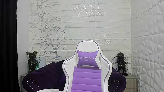 Im Milan Rs online show from 02-18-25, 12:15