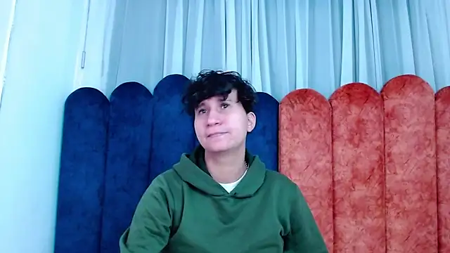 Im Milan Rs online show from 09-25-25, 02:48