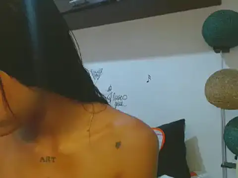 dulcelatina222 online show from 12-27-24, 05:42