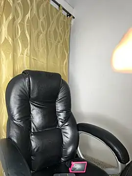 HannaSmiith online show from 02-04-25, 11:16