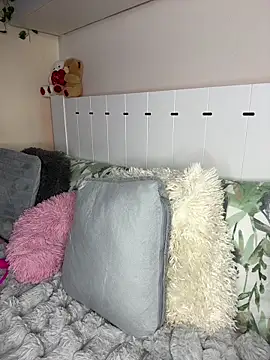 Snapshot of EllyChantal_11 chatting on 11-11-25, 10:15 EllyChantal 11 online show from 11-11-25, 10:15