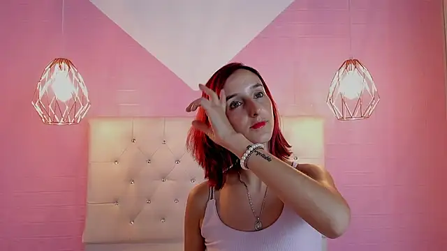 Ambar Roux  online show from 02-03-25, 08:03