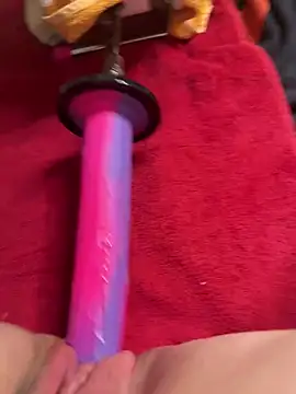 Snapshot of luisa1 chatting on 02-22-26, 07:45 luisa1 online show from 02-22-26, 07:45