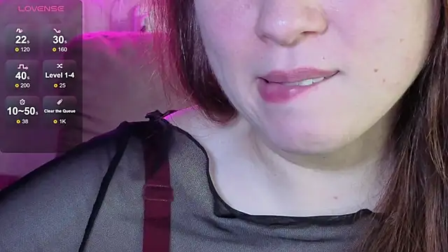 KellyCrystall online show from 10-31-25, 03:29