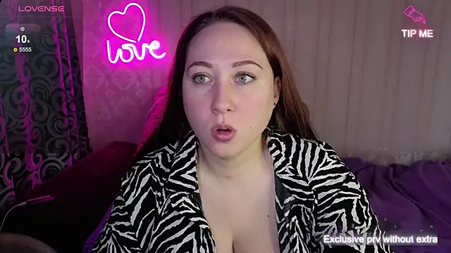 KellyCrystall online show from 11-09-25, 06:33