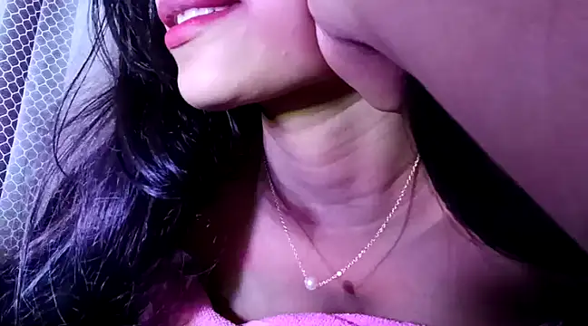 Snapshot of sexy_m23 chatting on 03-11-25, 07:58 sexy m23 online show from 03-11-25, 07:58