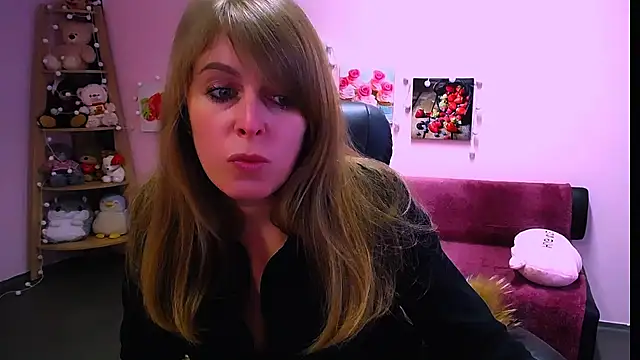 Hot Milady online show from 02-12-26, 08:42