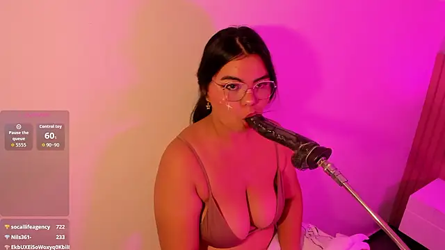 klhoe boobs online show from 03-12-26, 03:56