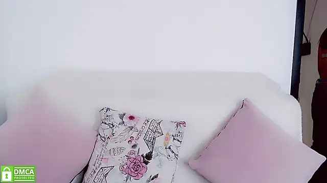 Snapshot of mariana_katto chatting on 01-18-25, 06:32 mariana katto online show from 01-18-25, 06:32