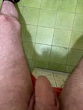 Snapshot of Miky_21 chatting on 09-11-25, 04:45 Miky 21 online show from 09-11-25, 04:45