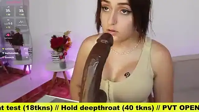 Snapshot of Bonnypetite- chatting on 03-16-25, 06:55 Bonnypetite- online show from 03-16-25, 06:55