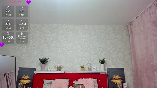 Snapshot of KattyPeachX chatting on 05-20-26, 01:23 KattyPeachX online show from 05-20-26, 01:23