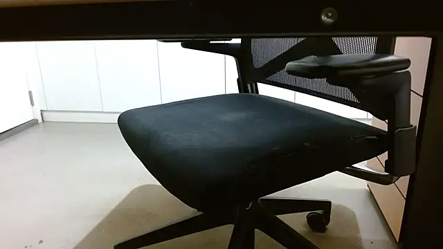 lovewalknaked online show from 12-05-25, 04:36