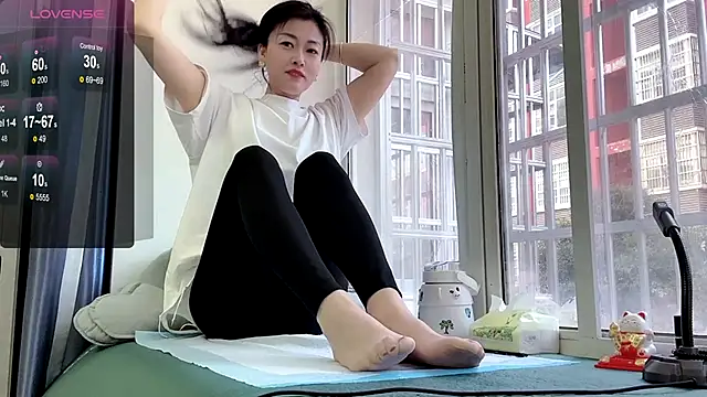 QianF-666 online show from 02-24-25, 02:19