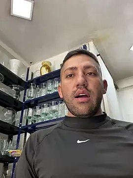 JuanZapata33 online show from 02-14-25, 05:57