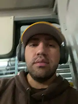 JuanZapata33 online show from 02-19-25, 11:25