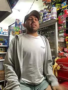 JuanZapata33 online show from 02-27-26, 09:37