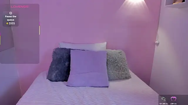 Hannie ws online show from 03-13-26, 06:58