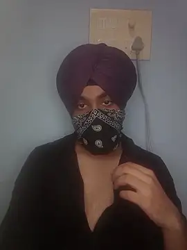 Snapshot of weeif chatting on 05-19-26, 05:41 weeif online show from 05-19-26, 05:41