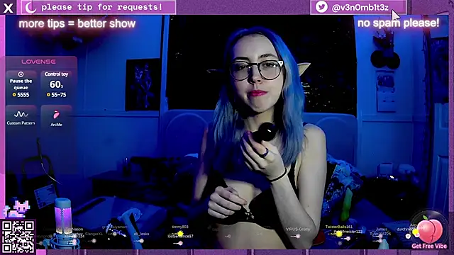 Snapshot of v3n0mb1t3z chatting on 01-15-25, 07:59 v3n0mb1t3z online show from 01-15-25, 07:59