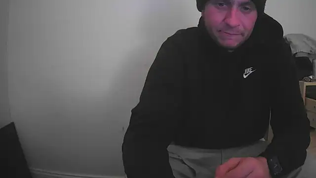 Snapshot of Posh_marc chatting on 12-18-25, 09:15 Posh marc online show from 12-18-25, 09:15