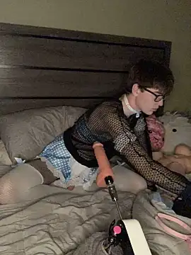 YourFavTwinkie online show from 02-01-25, 07:26