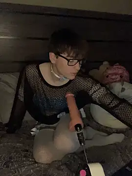 YourFavTwinkie online show from 02-02-25, 07:52