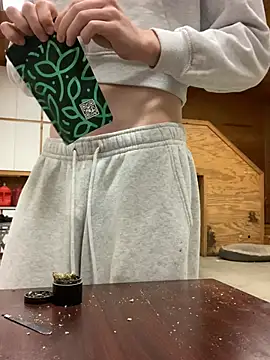 YourFavTwinkie online show from 02-03-26, 07:02