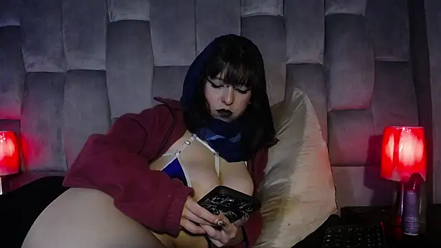 kittyhouse hs online show from 01-23-25, 05:35