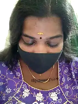 Snapshot of sulekha-mallu chatting on 12-14-24, 10:28 sulekha-mallu online show from 12-14-24, 10:28