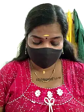 Snapshot of sulekha-mallu chatting on 01-09-25, 06:06 sulekha-mallu online show from 01-09-25, 06:06