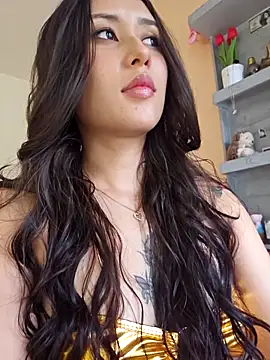 Selena blake online show from 04-25-26, 07:00