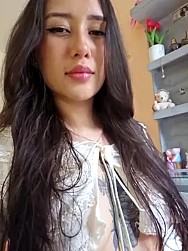 Snapshot of Selena_blake chatting on 05-19-26, 07:53 Selena blake online show from 05-19-26, 07:53