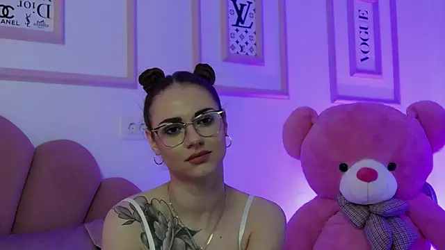 Abby  White online show from 02-04-25, 08:06