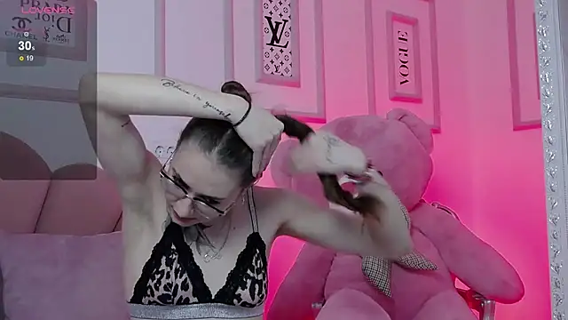 Abby  White online show from 03-10-25, 05:39