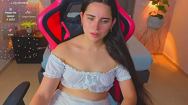 angelica dymond online show from 12-18-25, 07:42