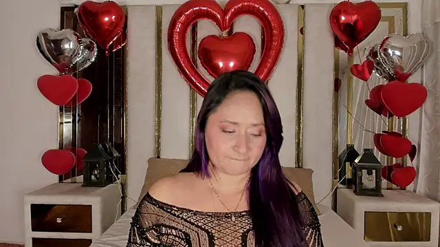 Snapshot of MicaelaHot_ chatting on 02-09-25, 03:32 MicaelaHot online show from 02-09-25, 03:32