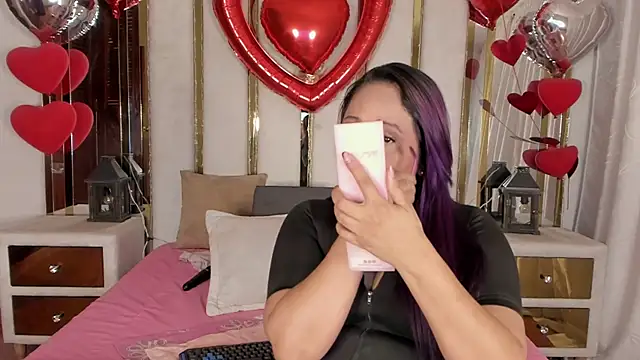 Snapshot of MicaelaHot_ chatting on 02-20-25, 02:29 MicaelaHot online show from 02-20-25, 02:29