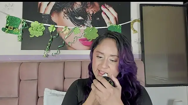 Snapshot of MicaelaHot_ chatting on 03-22-25, 02:37 MicaelaHot online show from 03-22-25, 02:37