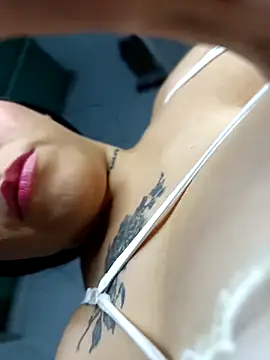 BigTits Kitty online show from 12-05-25, 07:06