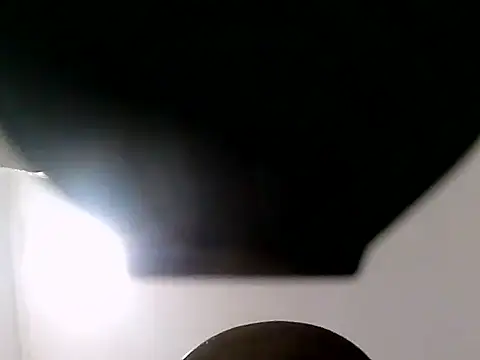 Snapshot of culalimer chatting on 12-14-25, 09:58 culalimer online show from 12-14-25, 09:58