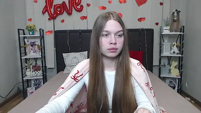 LaraPika online show from 02-12-26, 09:15