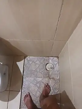 1995eduardo online show from 02-16-25, 06:43