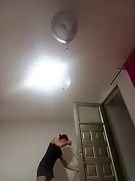 giuliana andrade online show from 03-10-25, 10:45