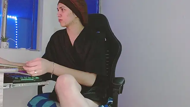 giuliana andrade online show from 04-27-26, 11:47