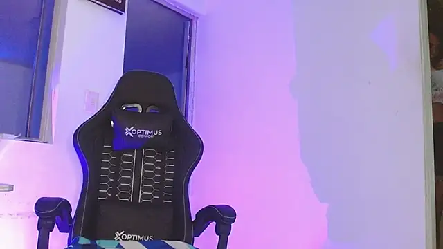 giuliana andrade online show from 04-28-26, 02:27