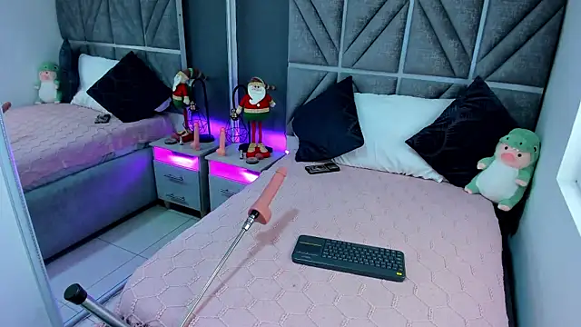 Kitty Eliffe online show from 12-11-24, 07:46